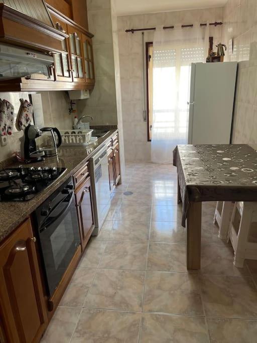 Proche De La Plage Et Du Metro, 1 Place De Garage Póvoa de Varzim Екстериор снимка